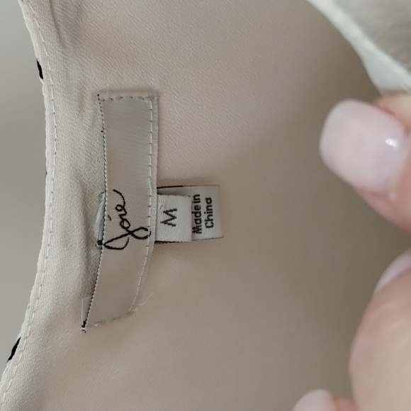 Joie silk tank tribal print size medium lined ivory white and red stripe - Picture 3 of 5